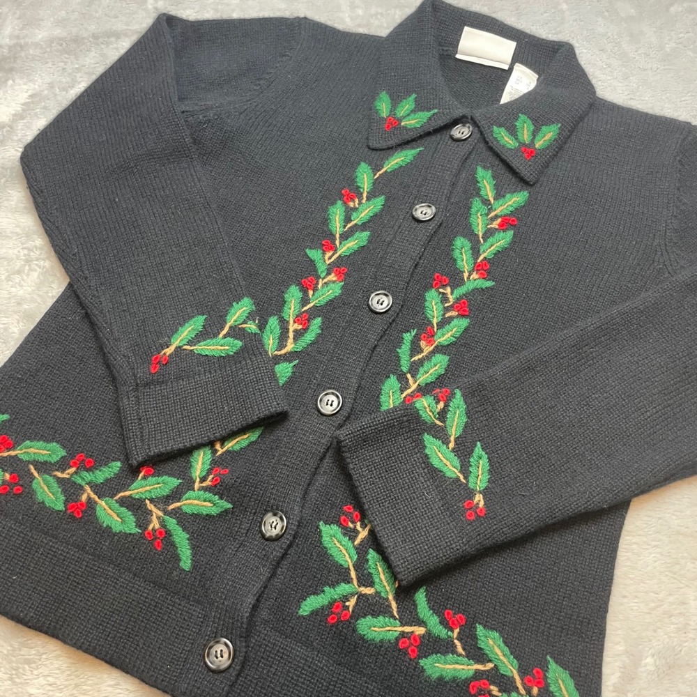 Liz Claiborne Embroidered Holiday Cardigan Size S Black Holly Berry Wool Angora